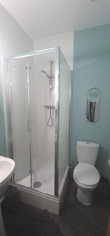 Neon 160 Hostel Swansea Bagian luar foto